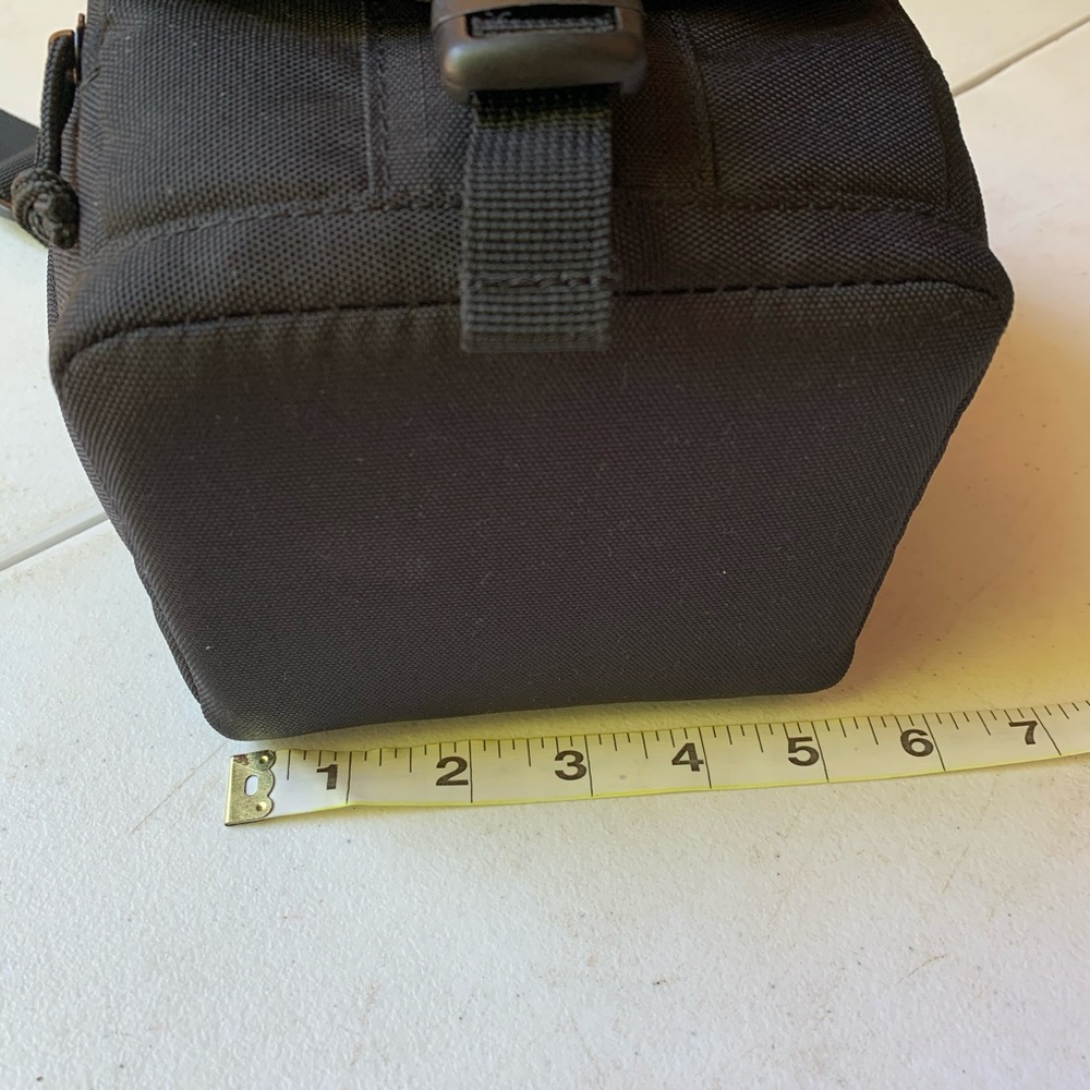 Camera Bag - Picture 4 of 8